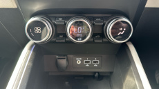 Renault Clio 1.6 E-TECH full hybrid 145 Techno 5dr Auto Hybrid Hatchback